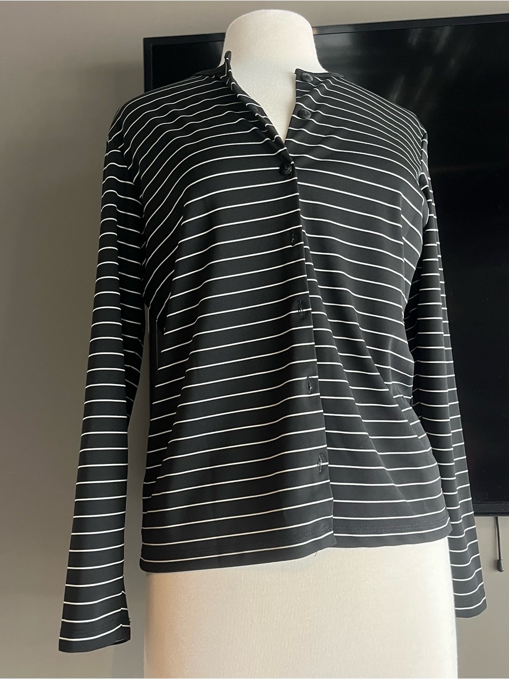 90’s Black & White Striped Women's Button-Front Top